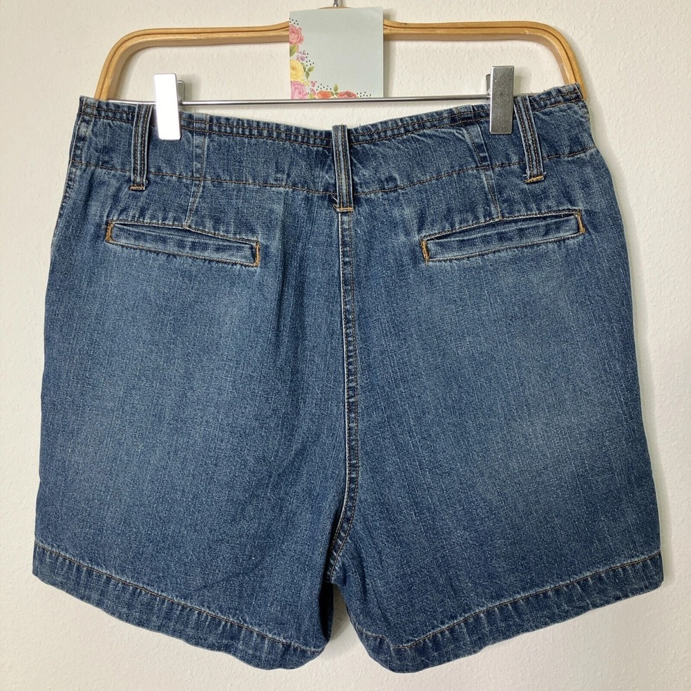St. Johns Bay Shorts Womens 8P Denim Tummy Control High Waisted Cotton Chino EUC - Picture 2 of 4
